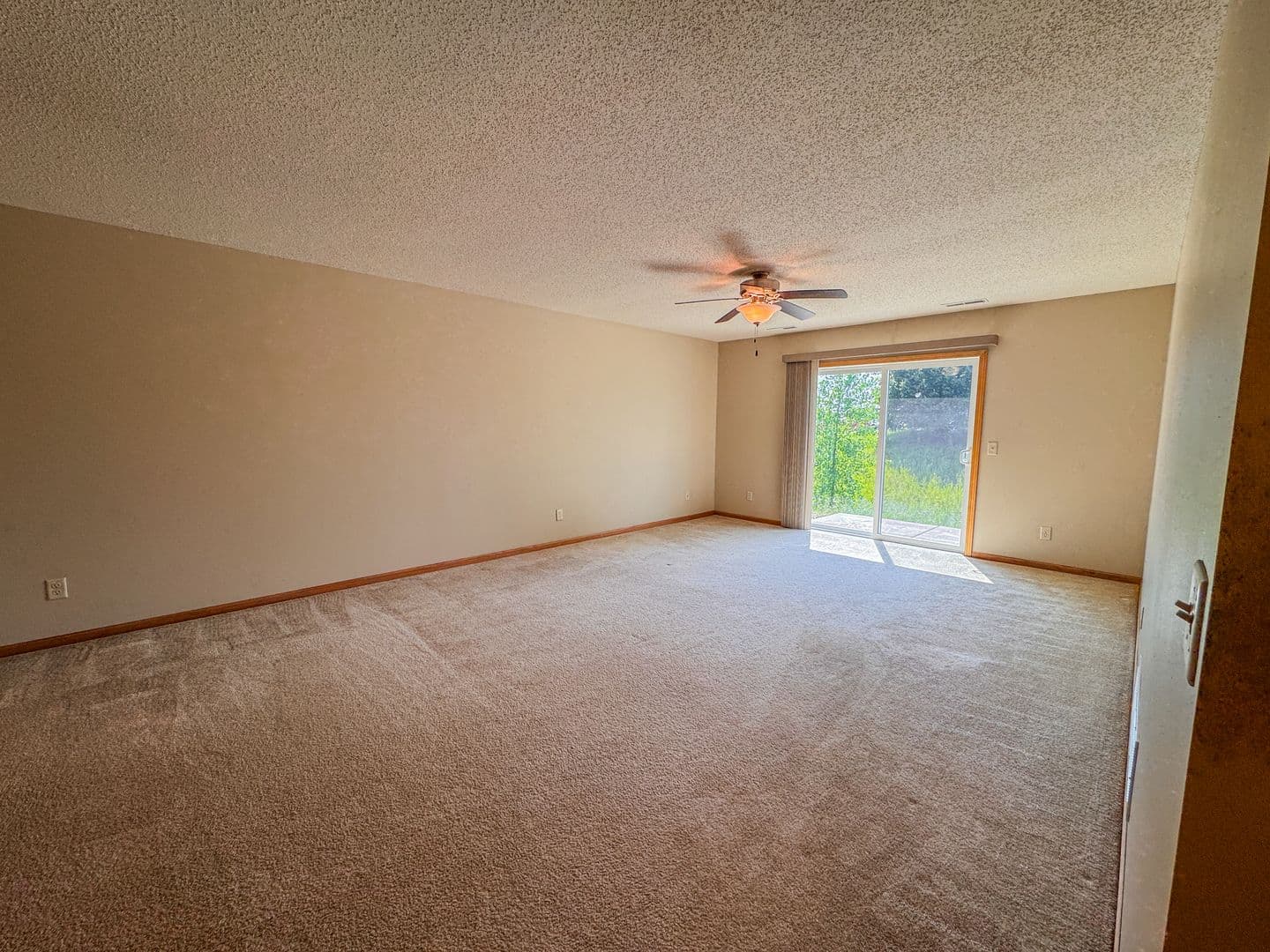 2 Bedroom Townhome 5 of 19