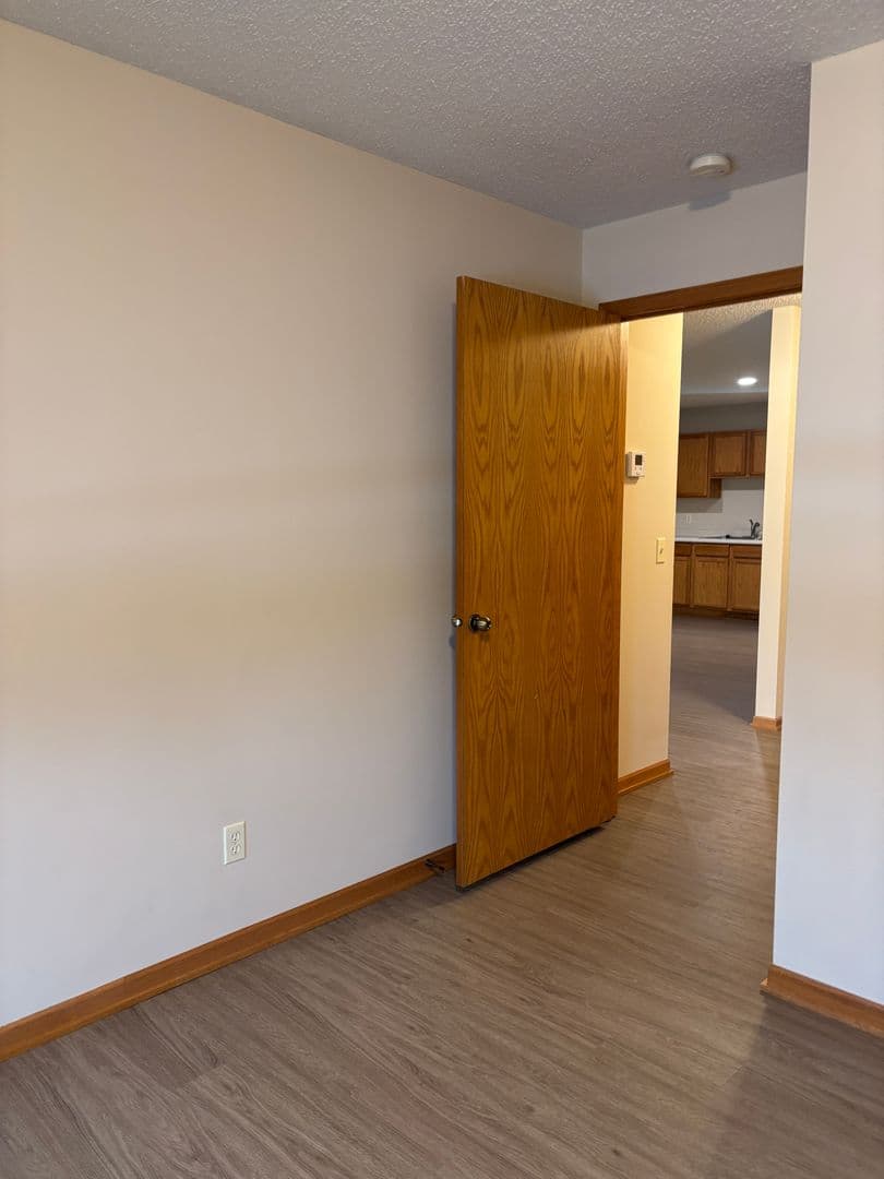 Great Single Level 2 Bedroom Townhome 4 of 14