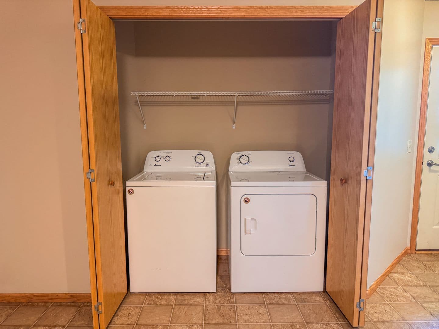 2 Bedroom Townhome 4 of 19