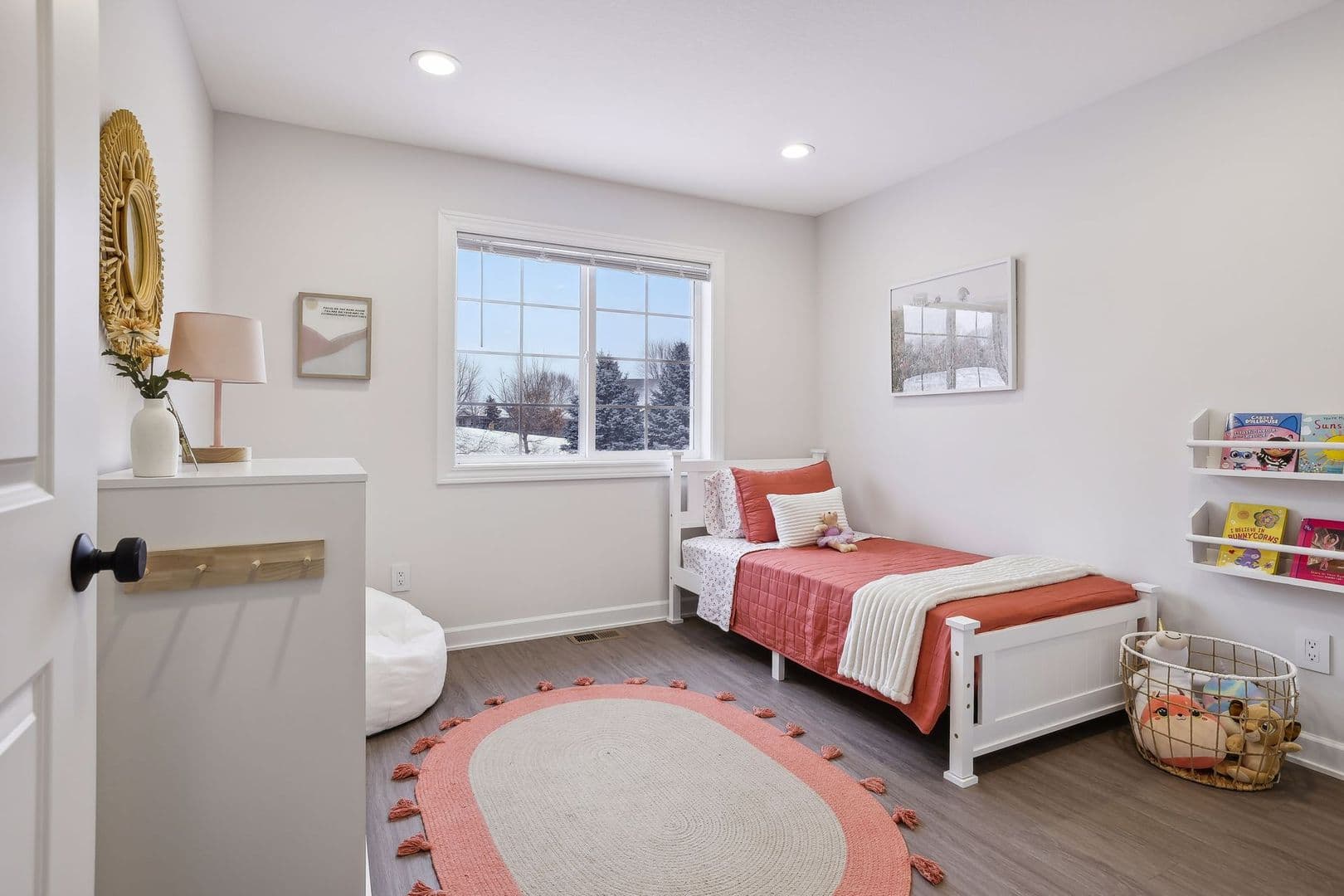 3 Bedroom Town Home 29 of 37