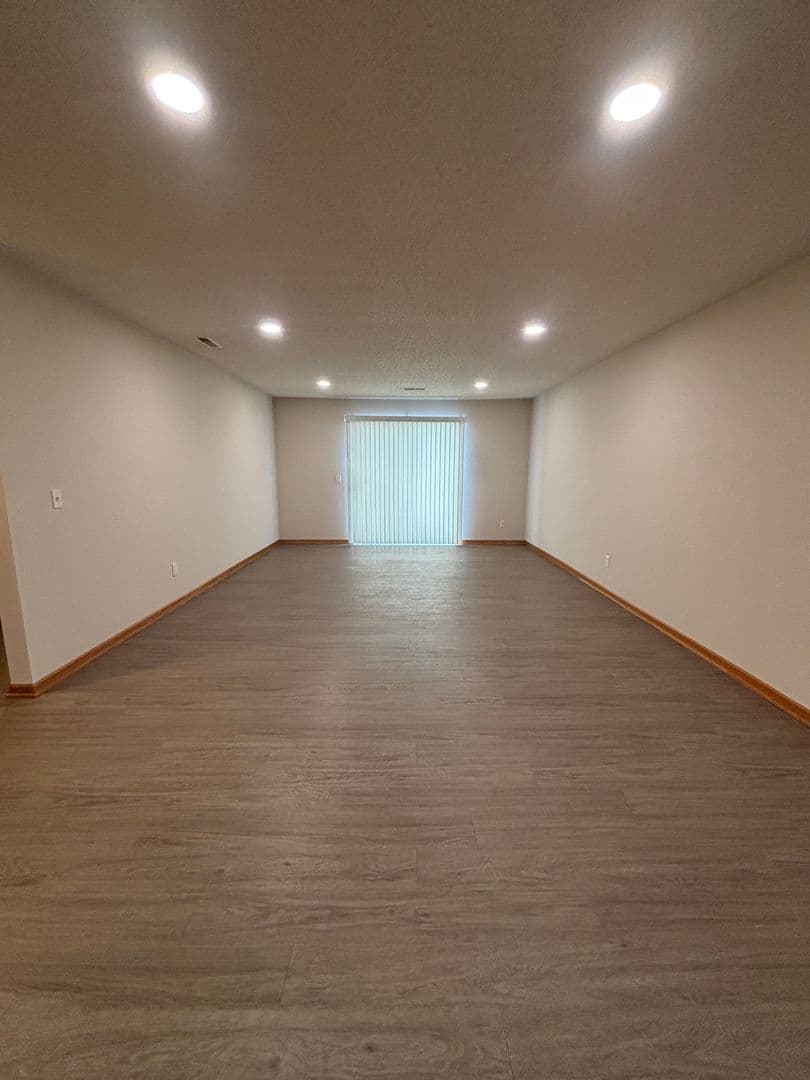 Great Single Level 2 Bedroom Townhome 9 of 14