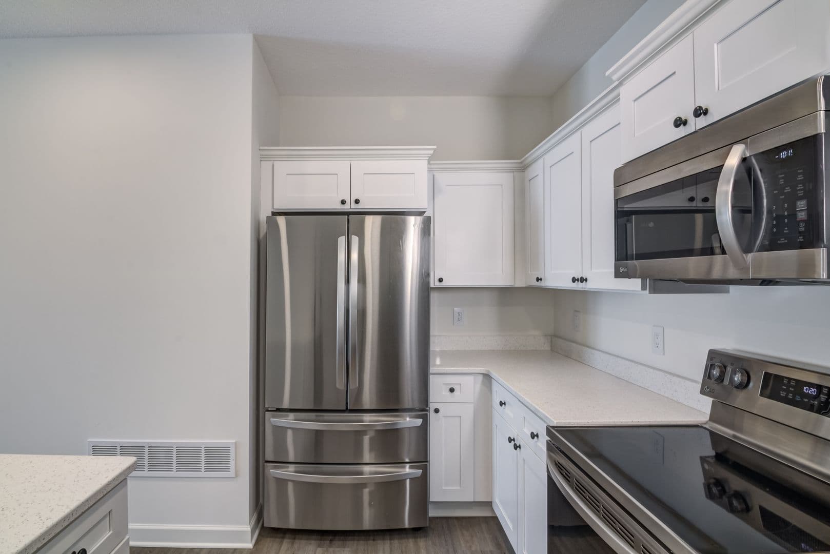 3 Bedroom Town Home 9 of 32