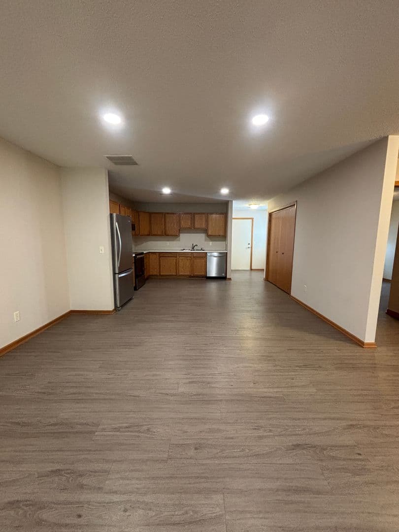 Great Single Level 2 Bedroom Townhome 10 of 14