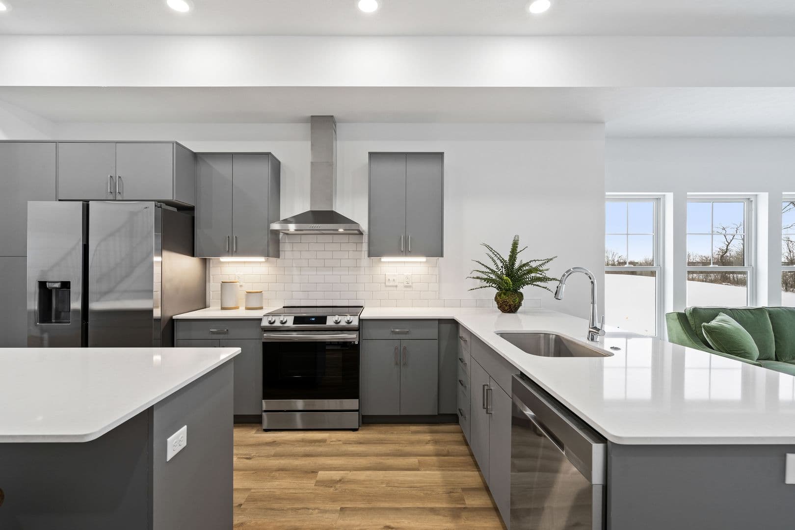 NorthWest TownHomes 6 of 38