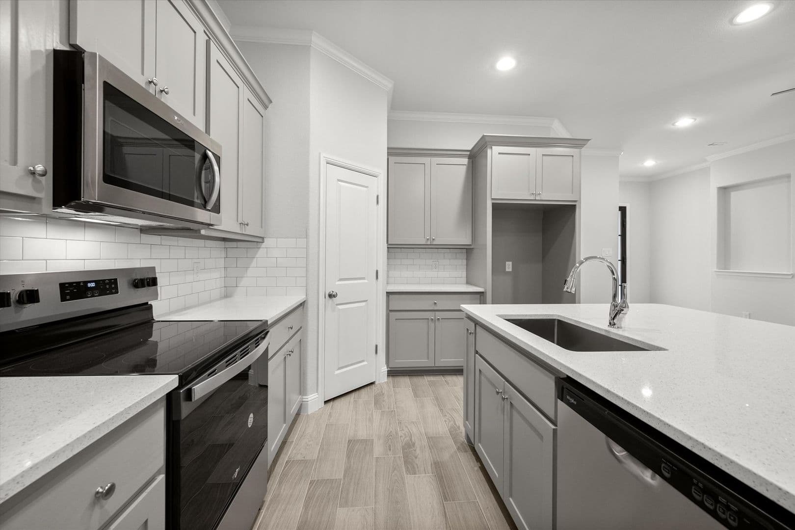 2333 Spring Park Blvd, Arlington, TX 76016 17 of 37
