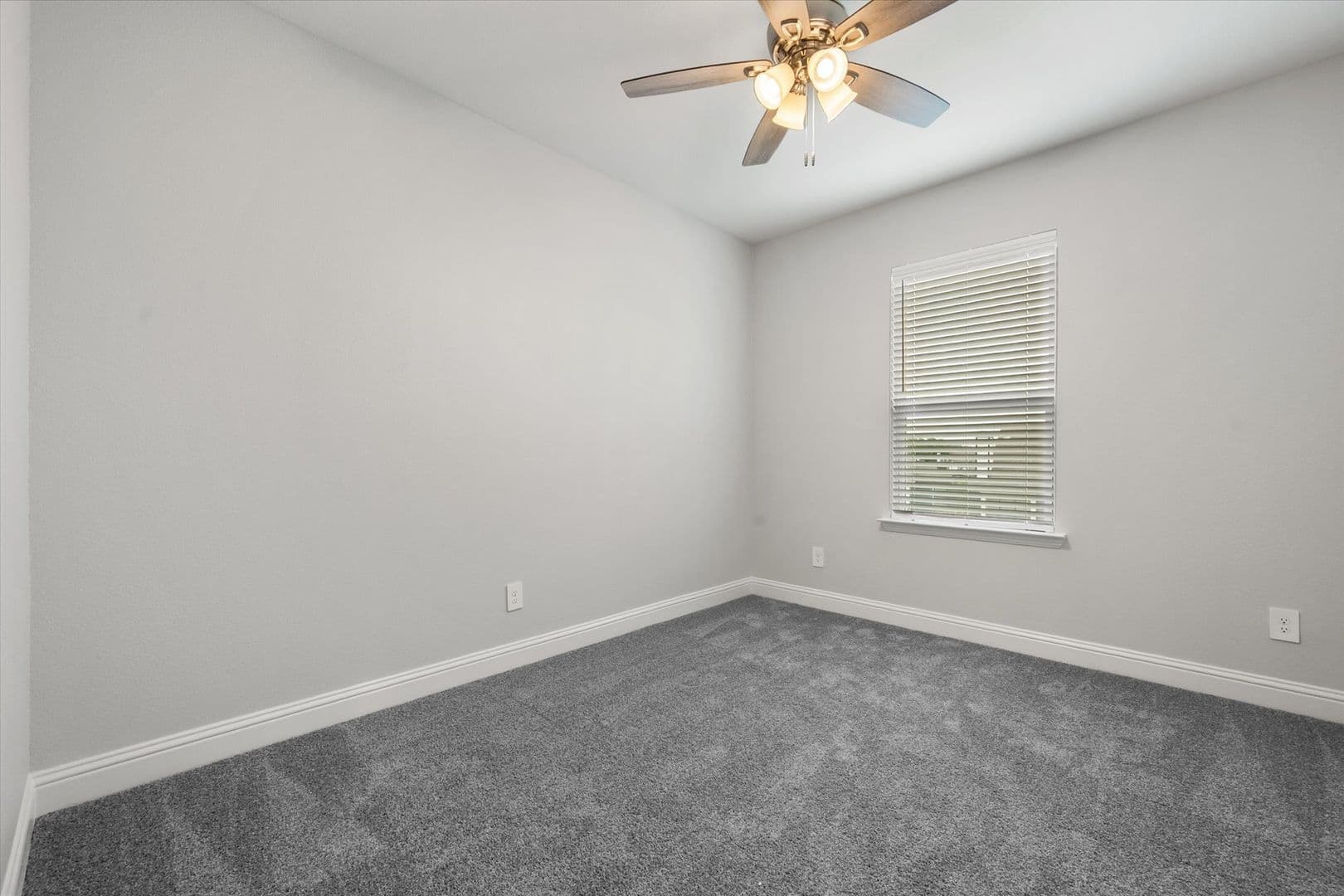 2333 Spring Park Blvd, Arlington, TX 76016 33 of 37