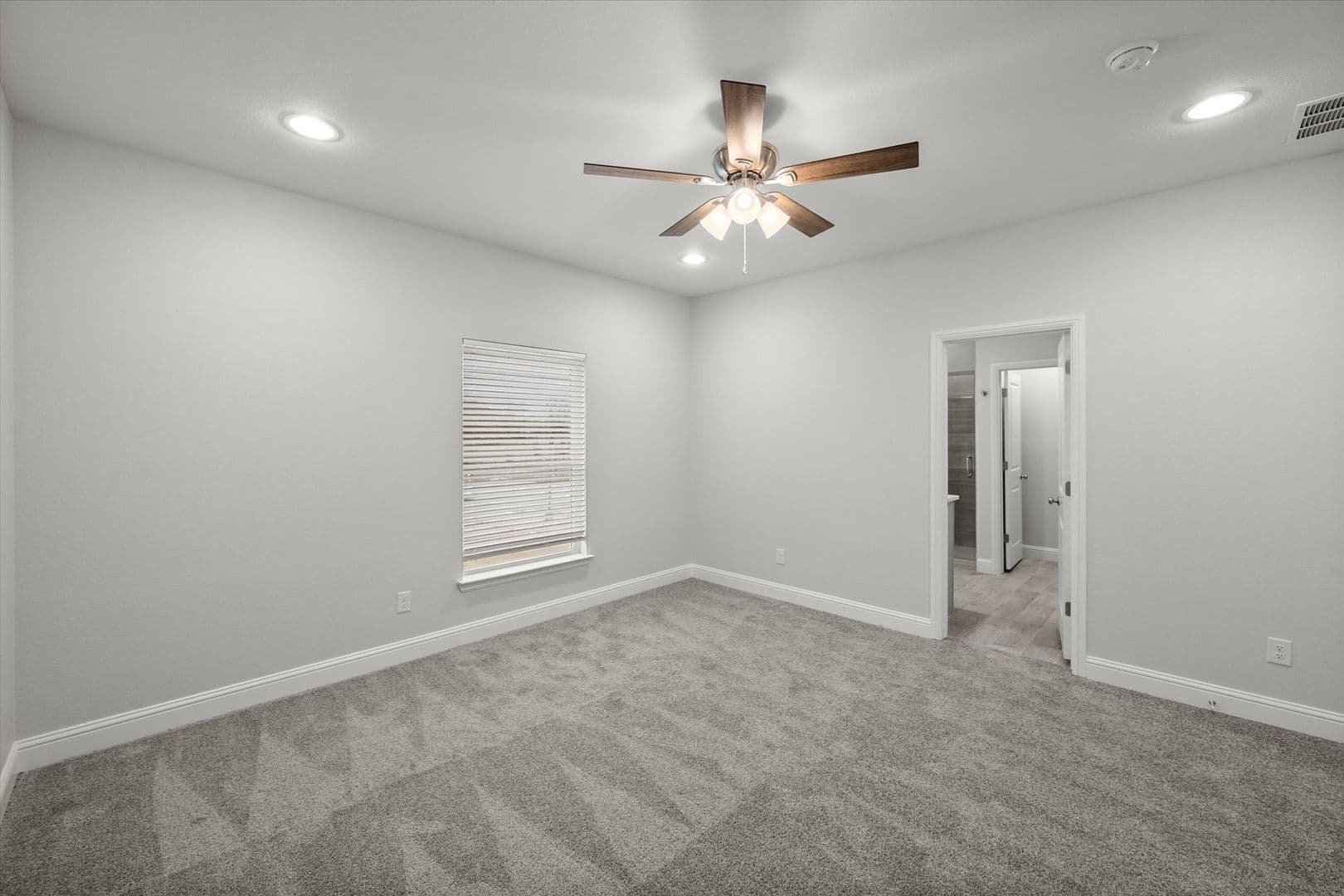 2333 Spring Park Blvd, Arlington, TX 76016 27 of 37