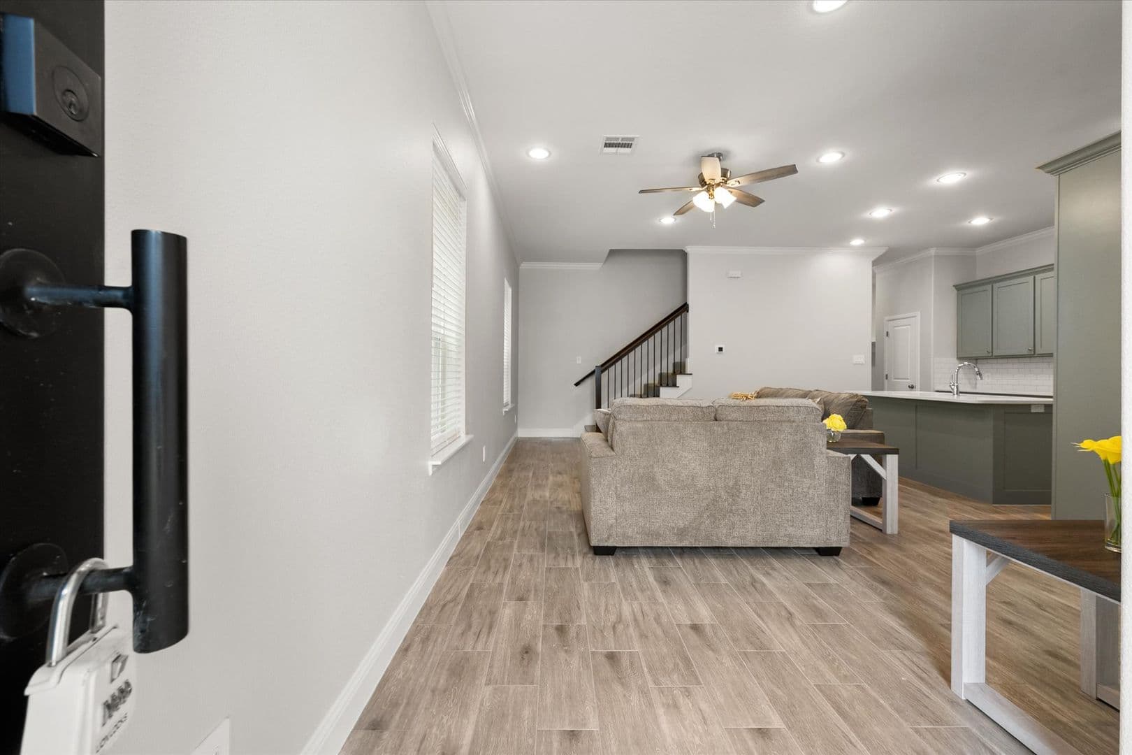 2333 Spring Park Blvd, Arlington, TX 76016 4 of 37