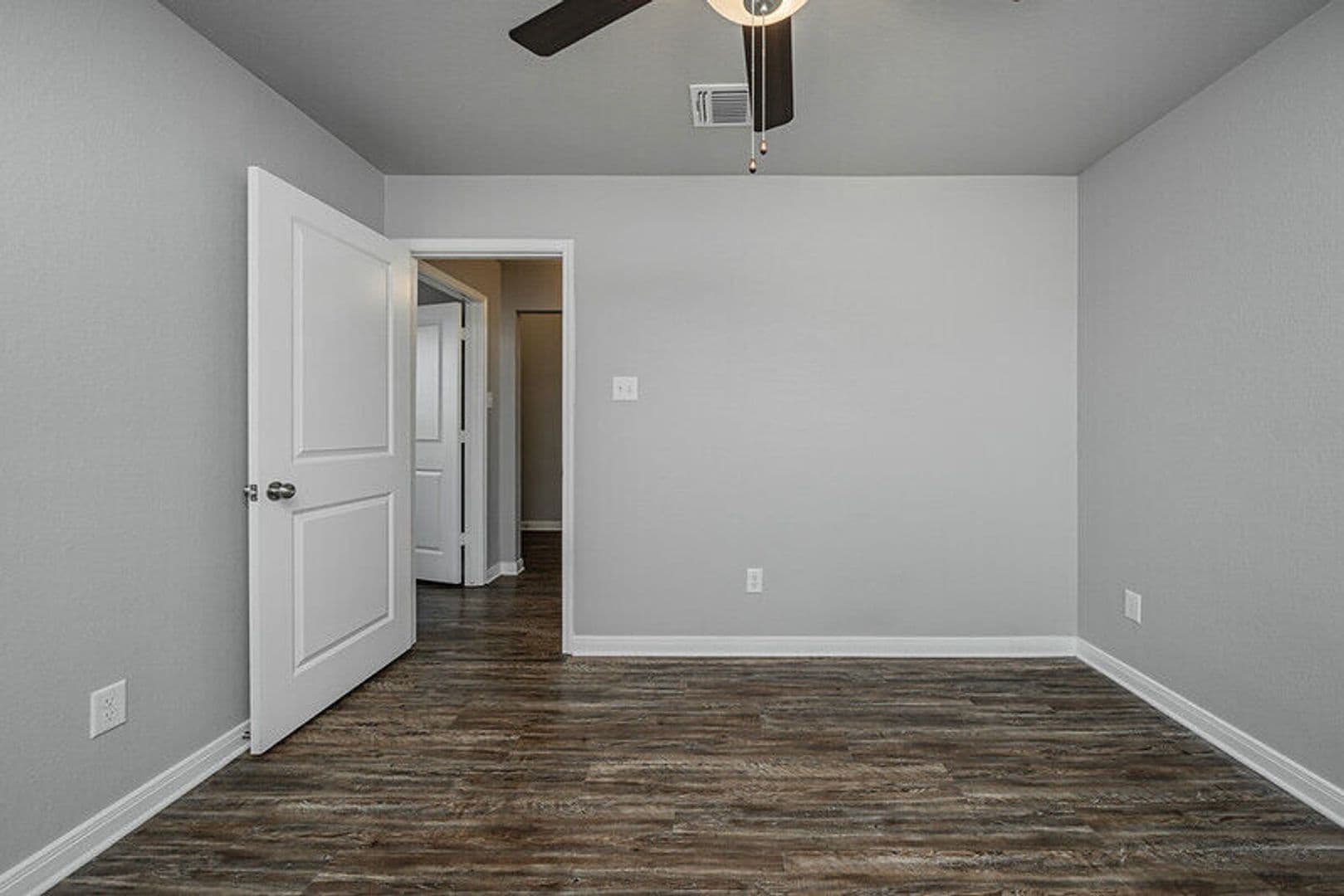 1362 Kingsgate Drive 6 of 24