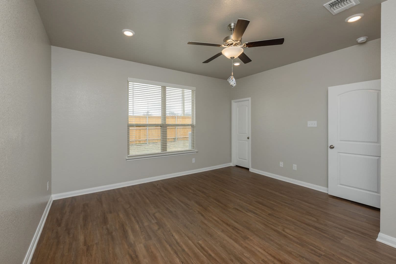 1571 Case Rd - South Pointe 8 of 15