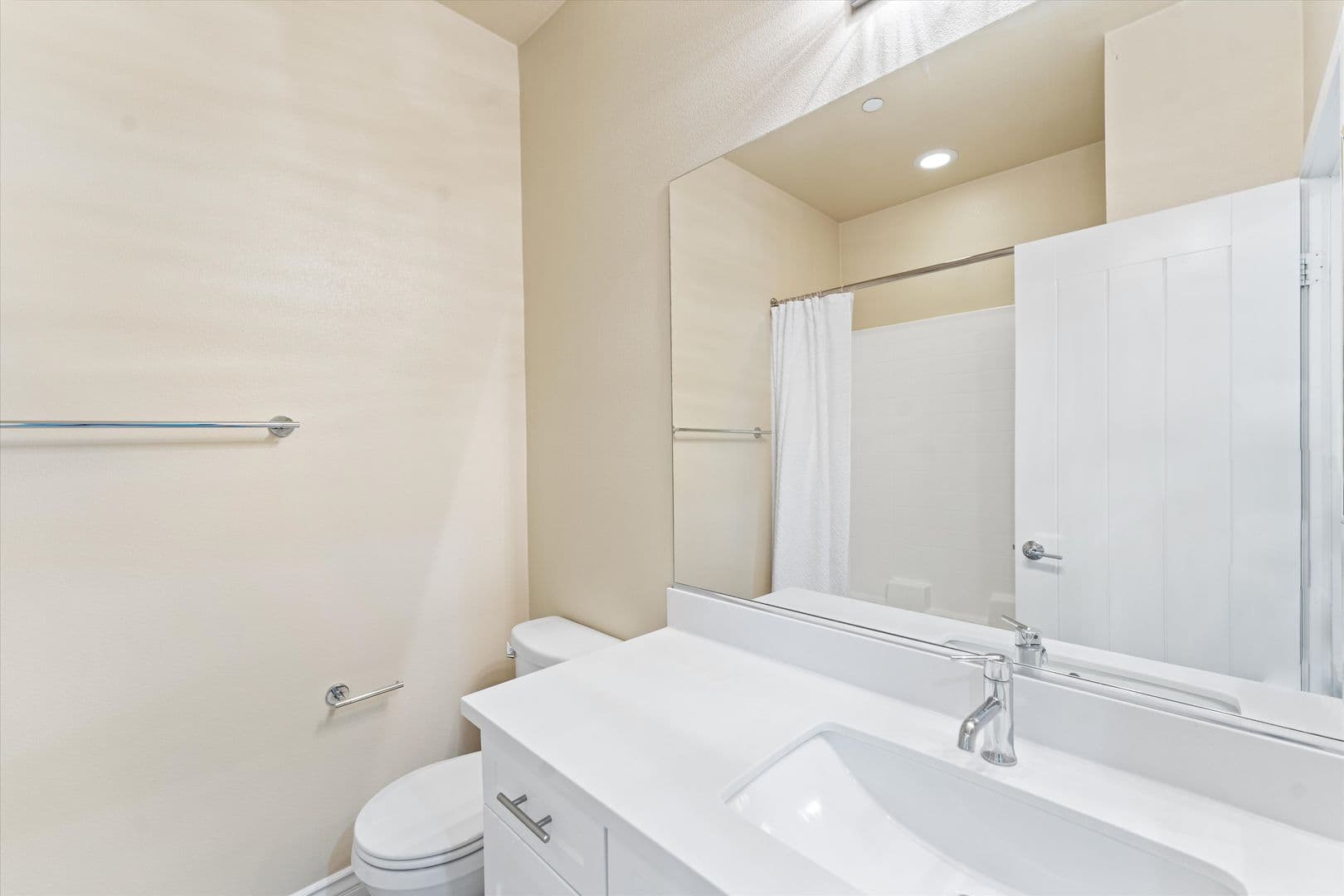 2651 W Lincoln Ave Unit 17, Anaheim, CA 92801 19 of 36