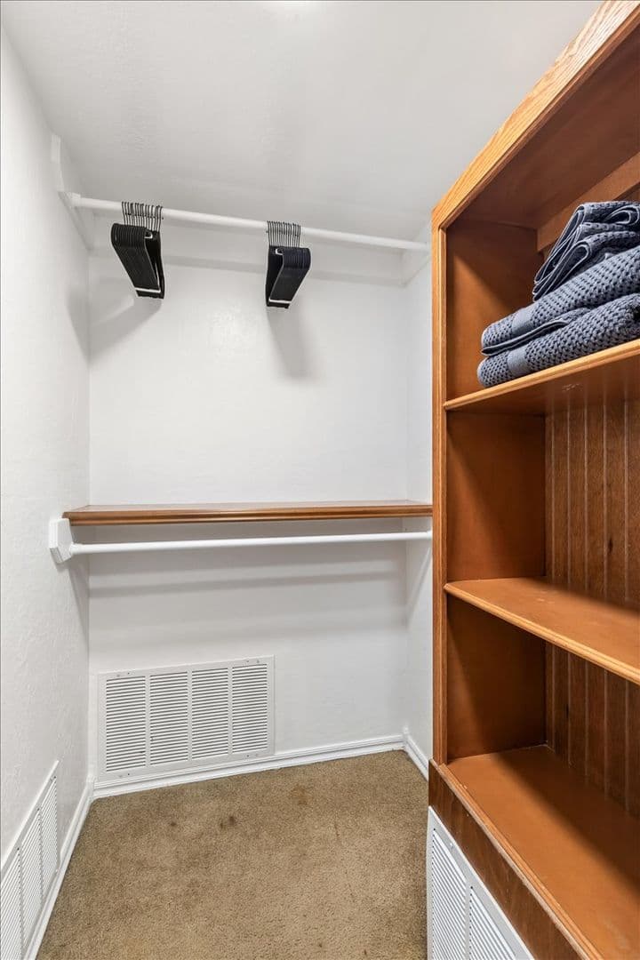 4033 NW Ozmun Ave. 26 of 28