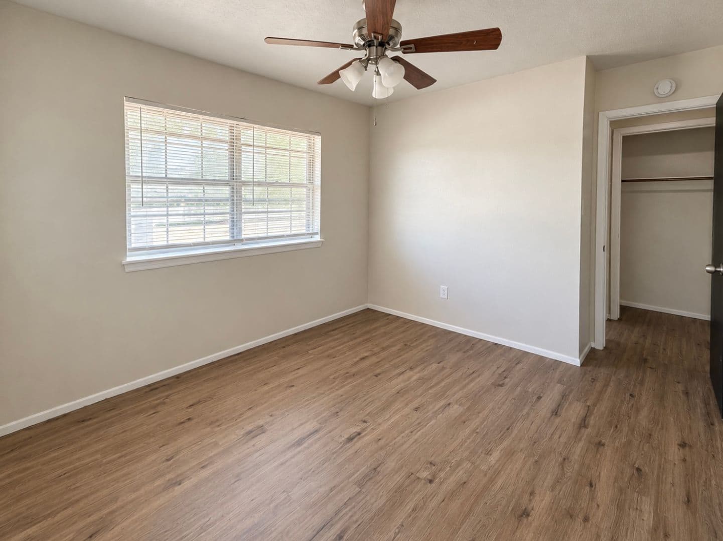 4629 SE Brighton Pl 6 of 15