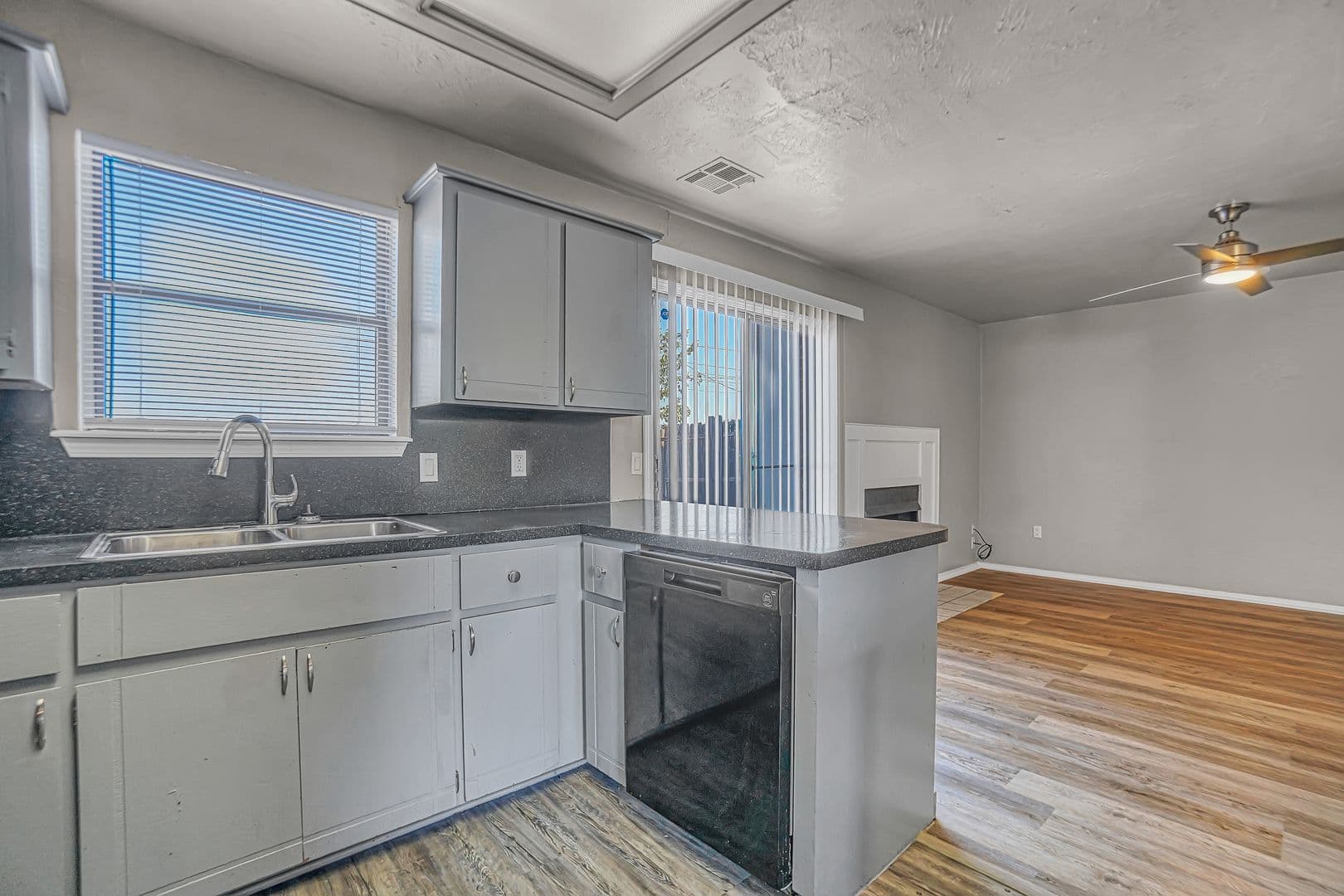 $999 Move In Special - Spacious 3-bedroom townhome for rent! 7 of 19