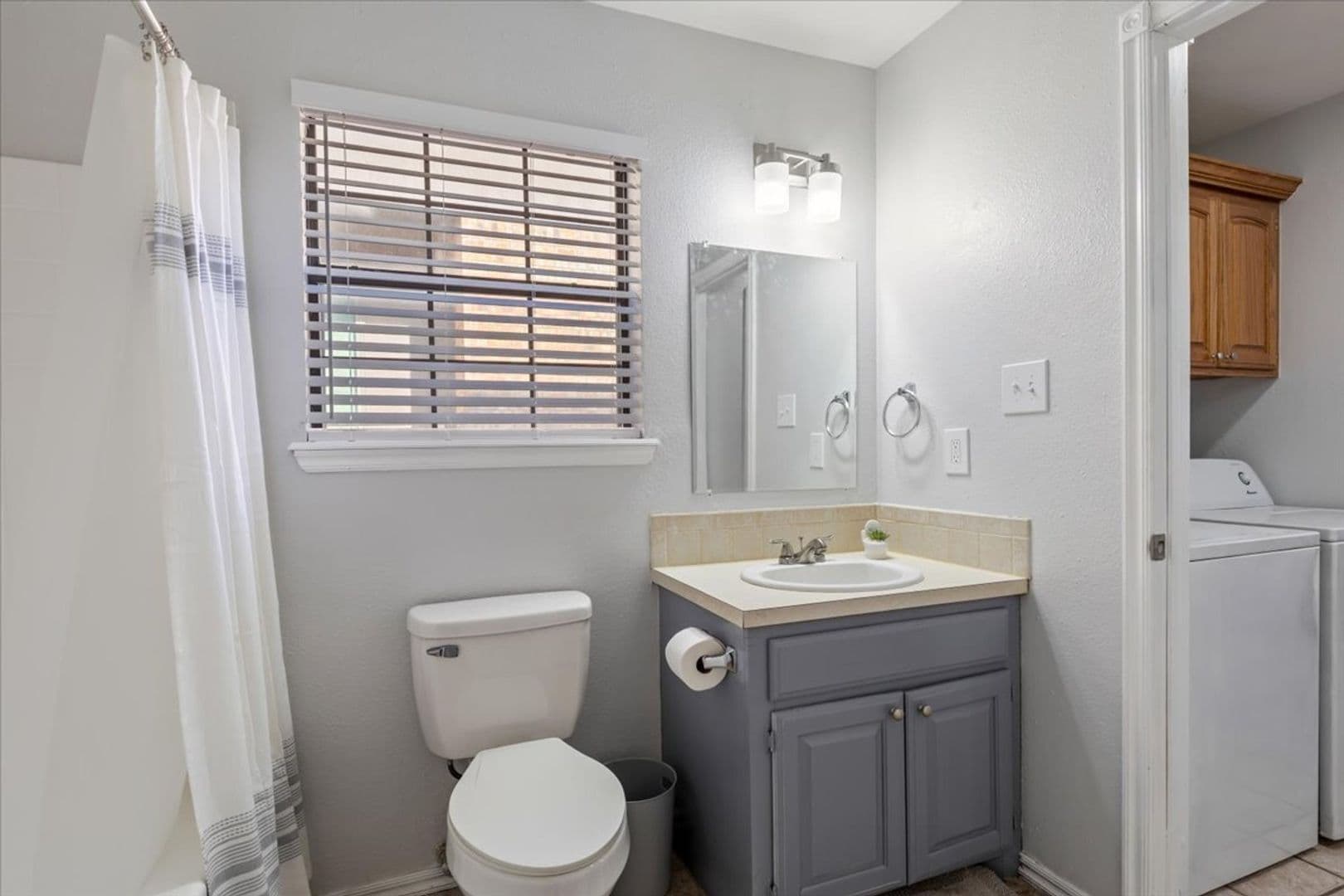 4033 NW Ozmun Ave. 25 of 28