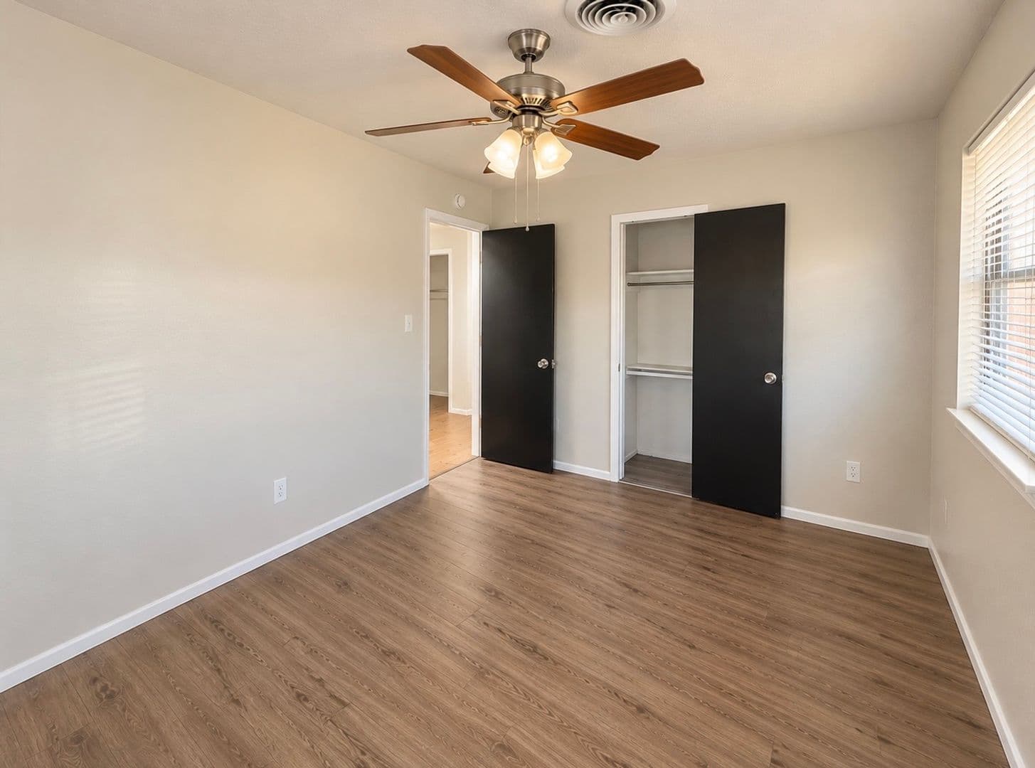 4629 SE Brighton Pl 5 of 15