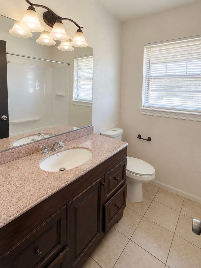 4629 SE Brighton Pl 10 of 15