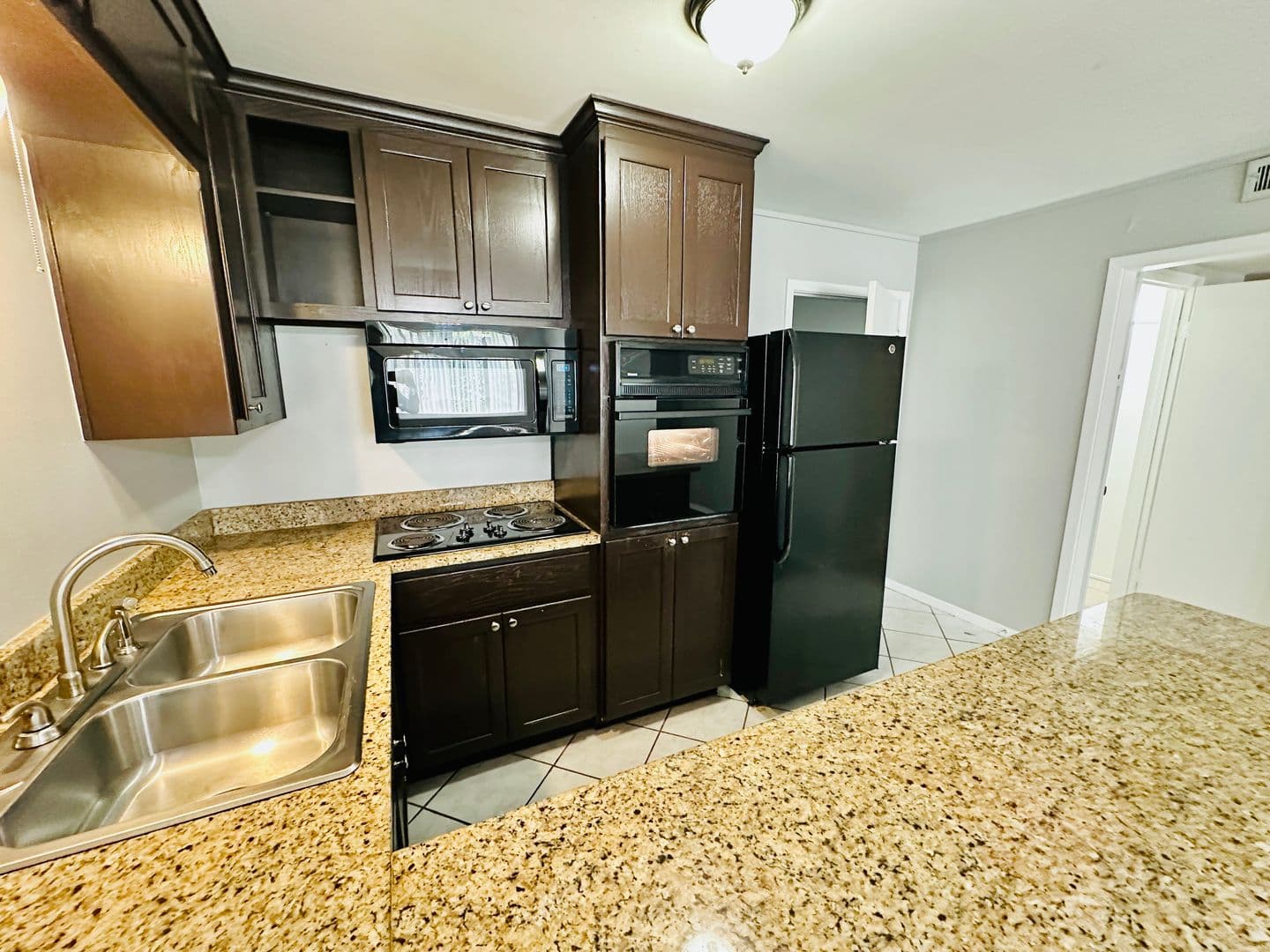 Regency North Apartments 17 of 20