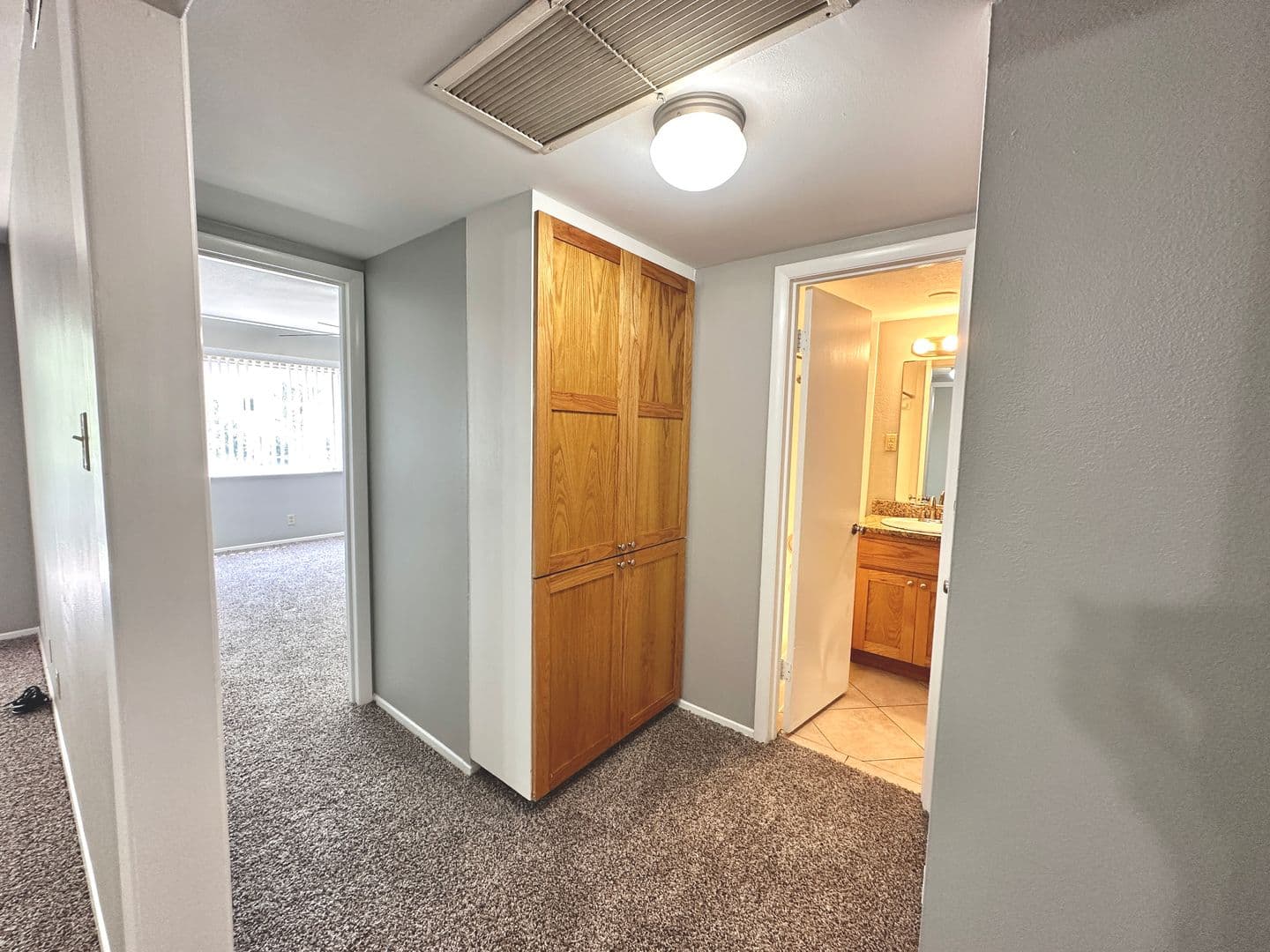 Regency North Apartments 14 of 23