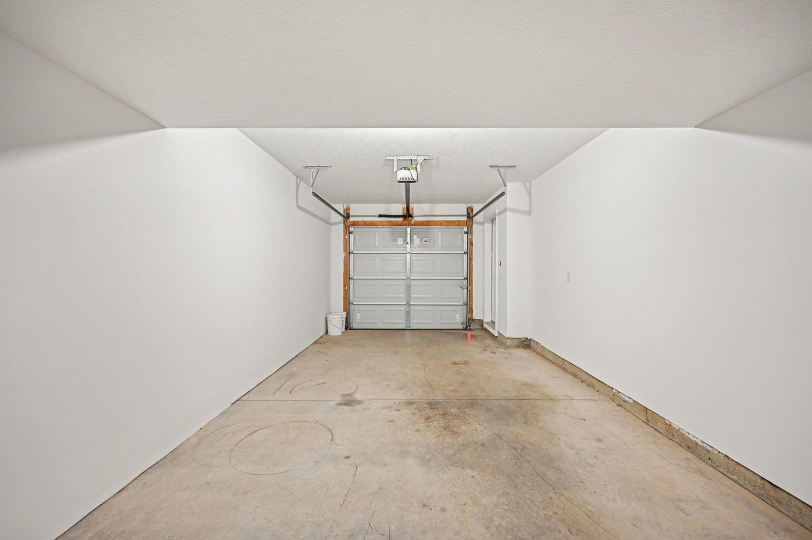 Latham Apartments 7 of 7