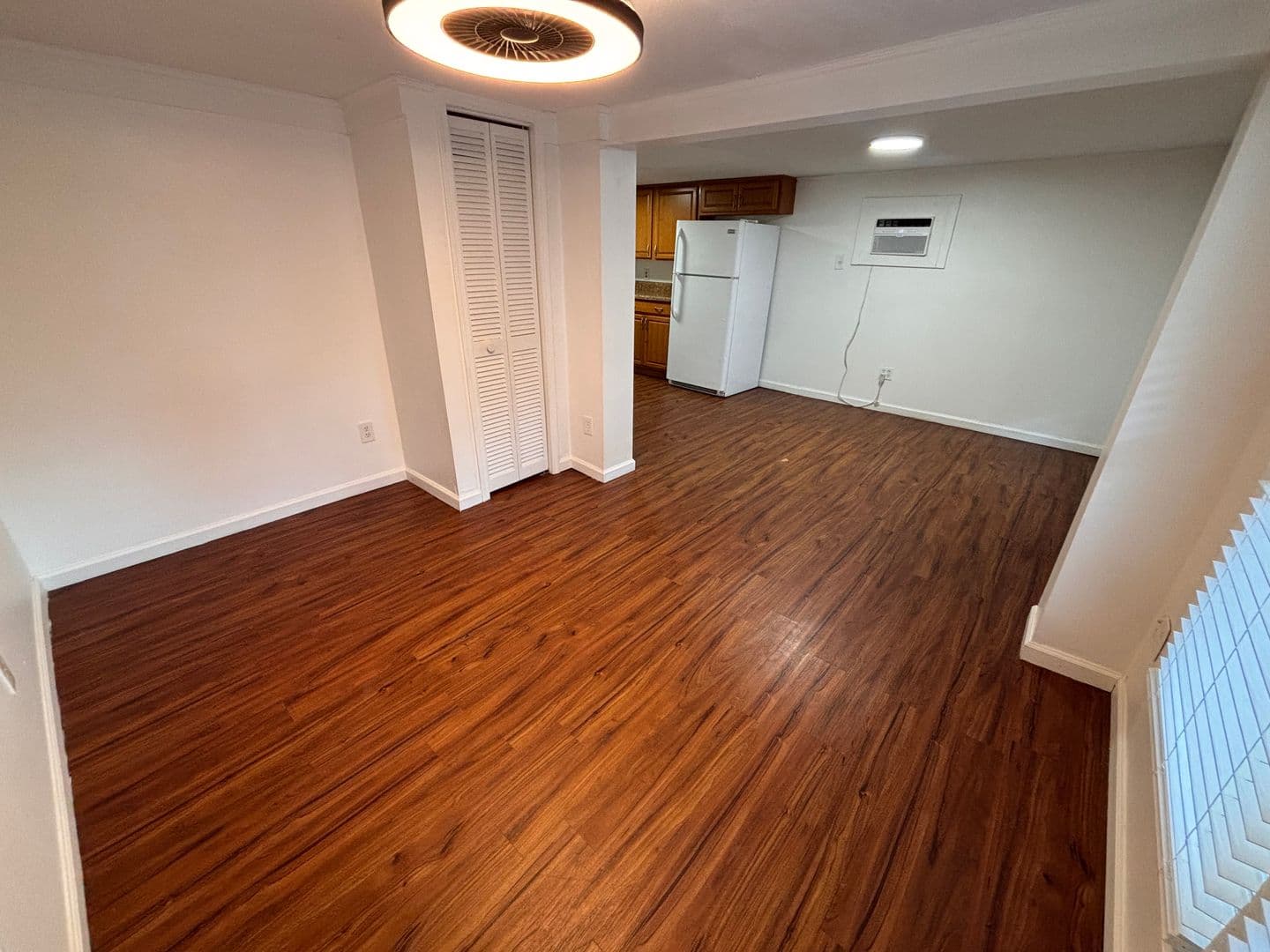 111A Cedar St (downstairs) - City of St Augustine - UTILITIES SPLIT 50/50 15 of 20