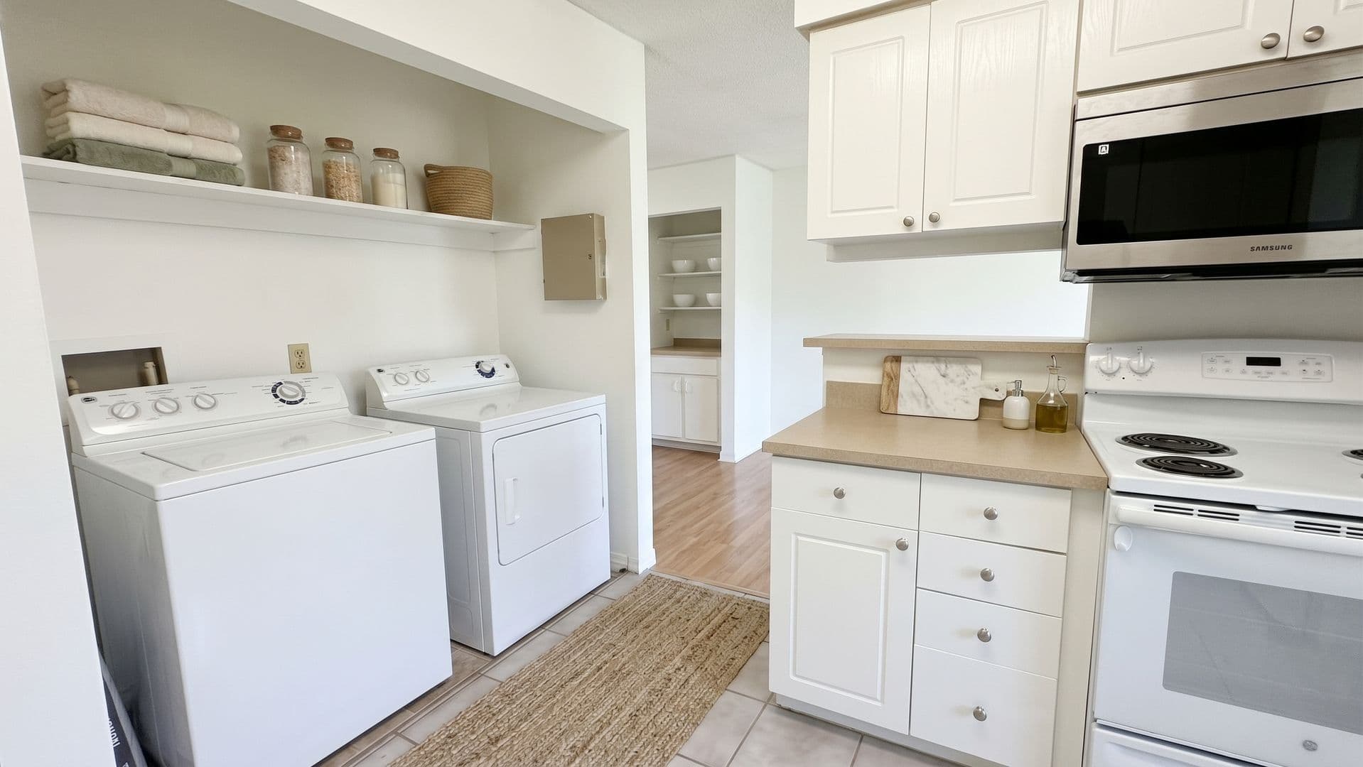10200 Belle Rive Blvd #50 (Building 7) - LANDNG AT BELLE RIVE CONDO 4 of 22