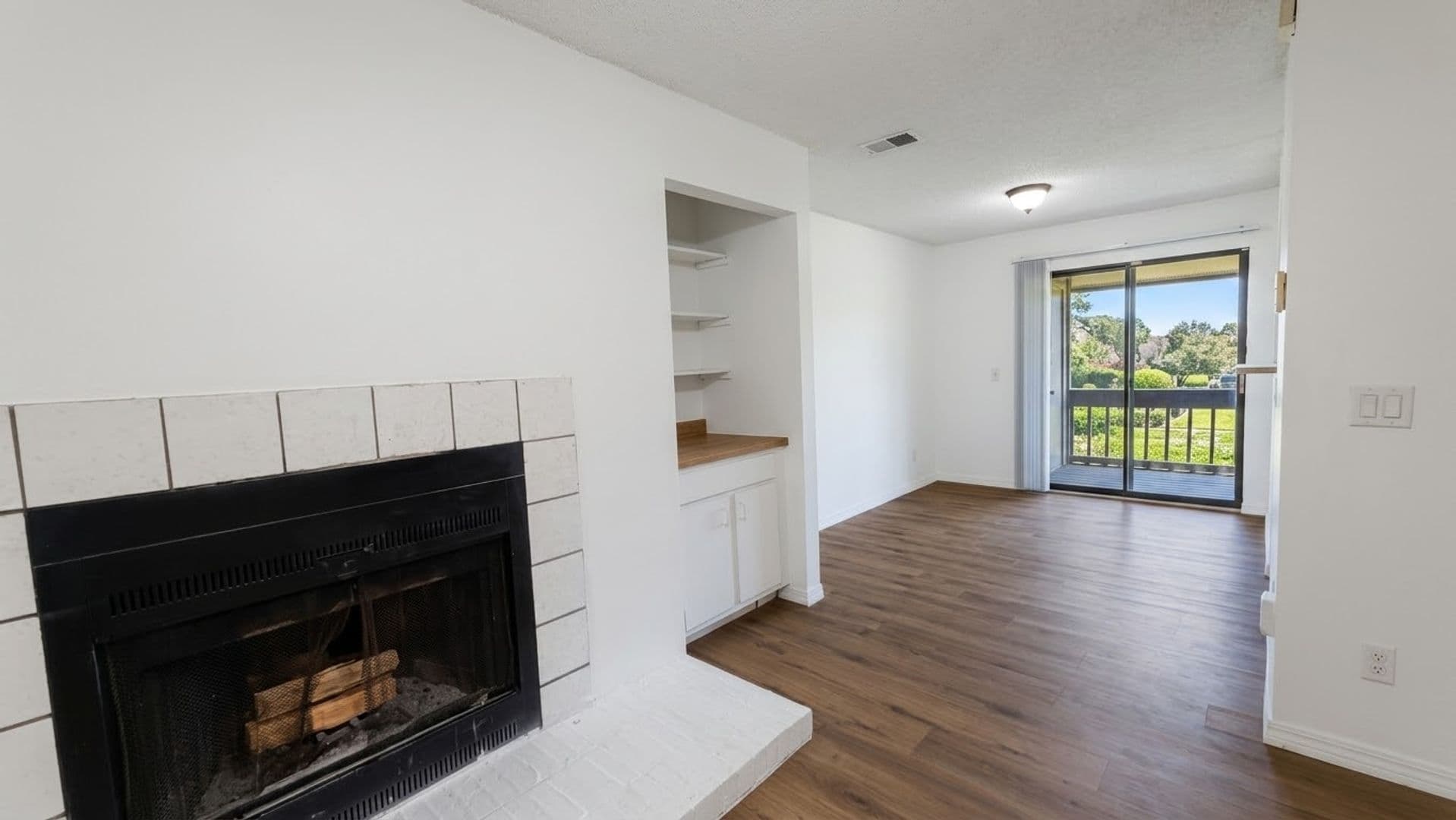 10200 Belle Rive Blvd #50 (Building 7) - LANDNG AT BELLE RIVE CONDO 11 of 22