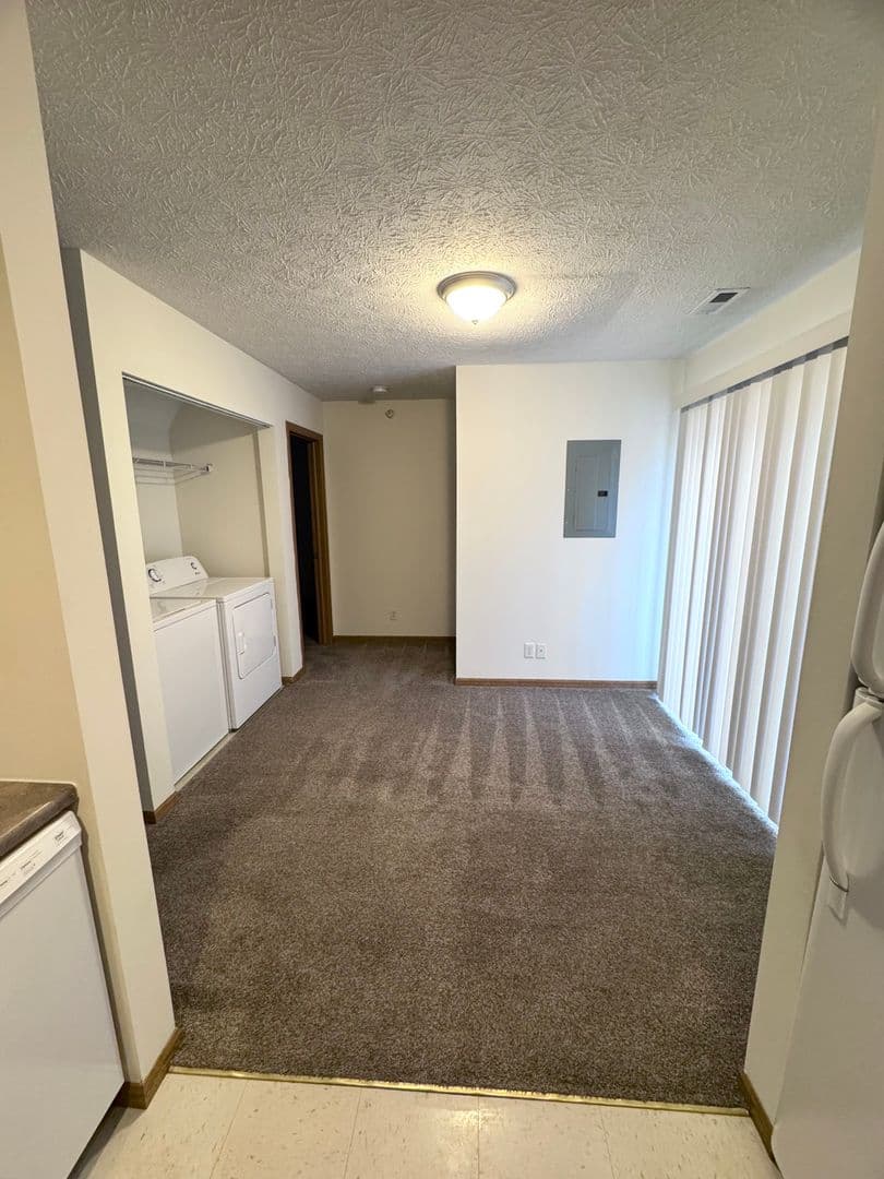 Southern Winds Apartments 4 of 10