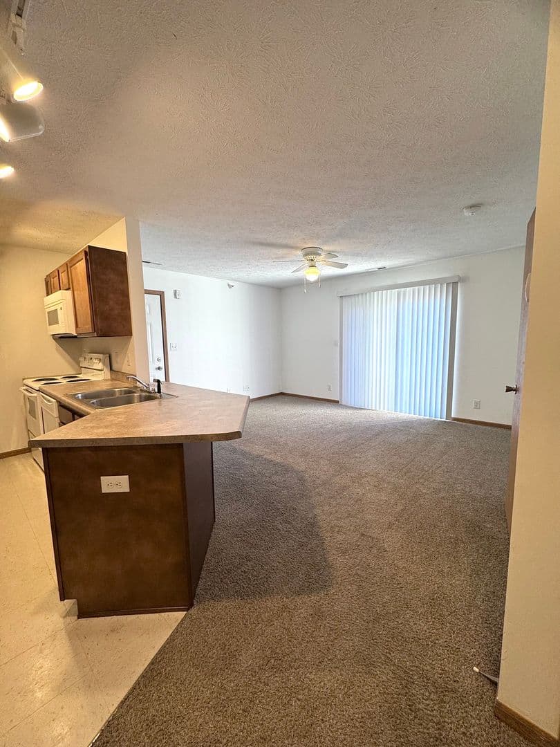 Southern Winds Apartments 5 of 11