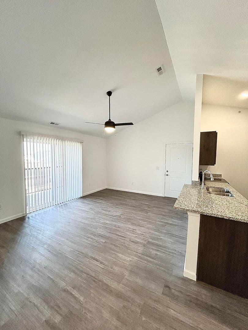 Sagamore Winds Apartments 2 of 13