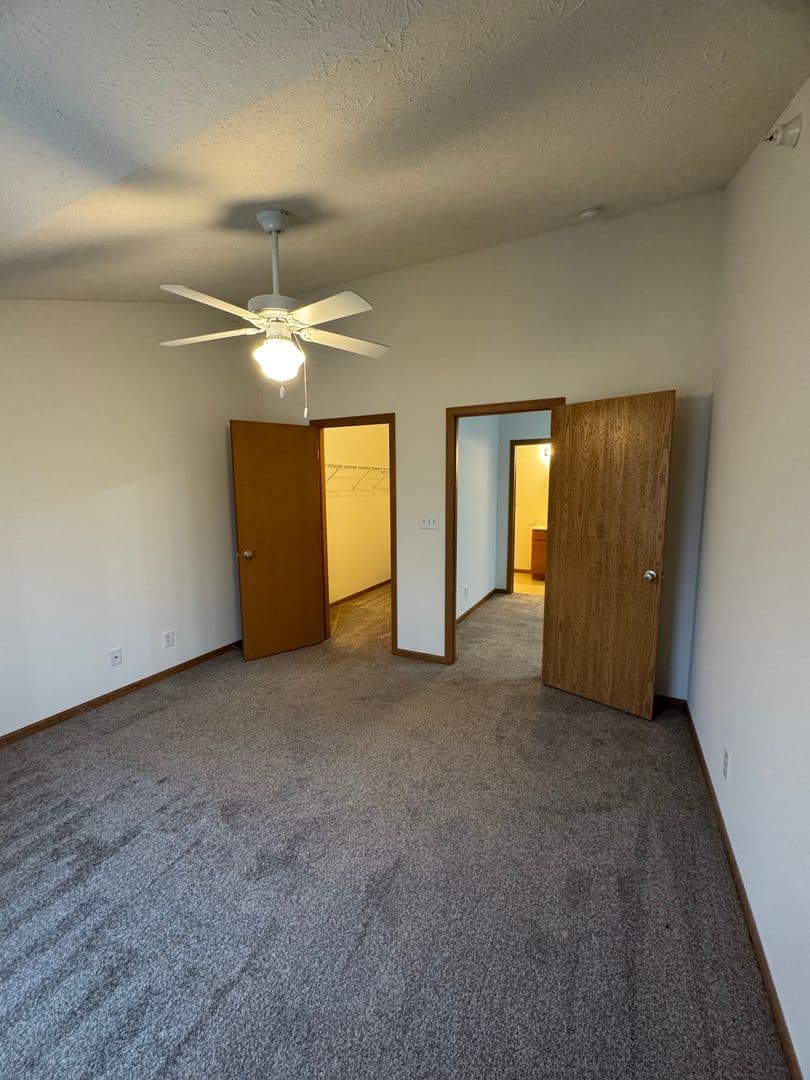 Southern Winds Apartments 6 of 8