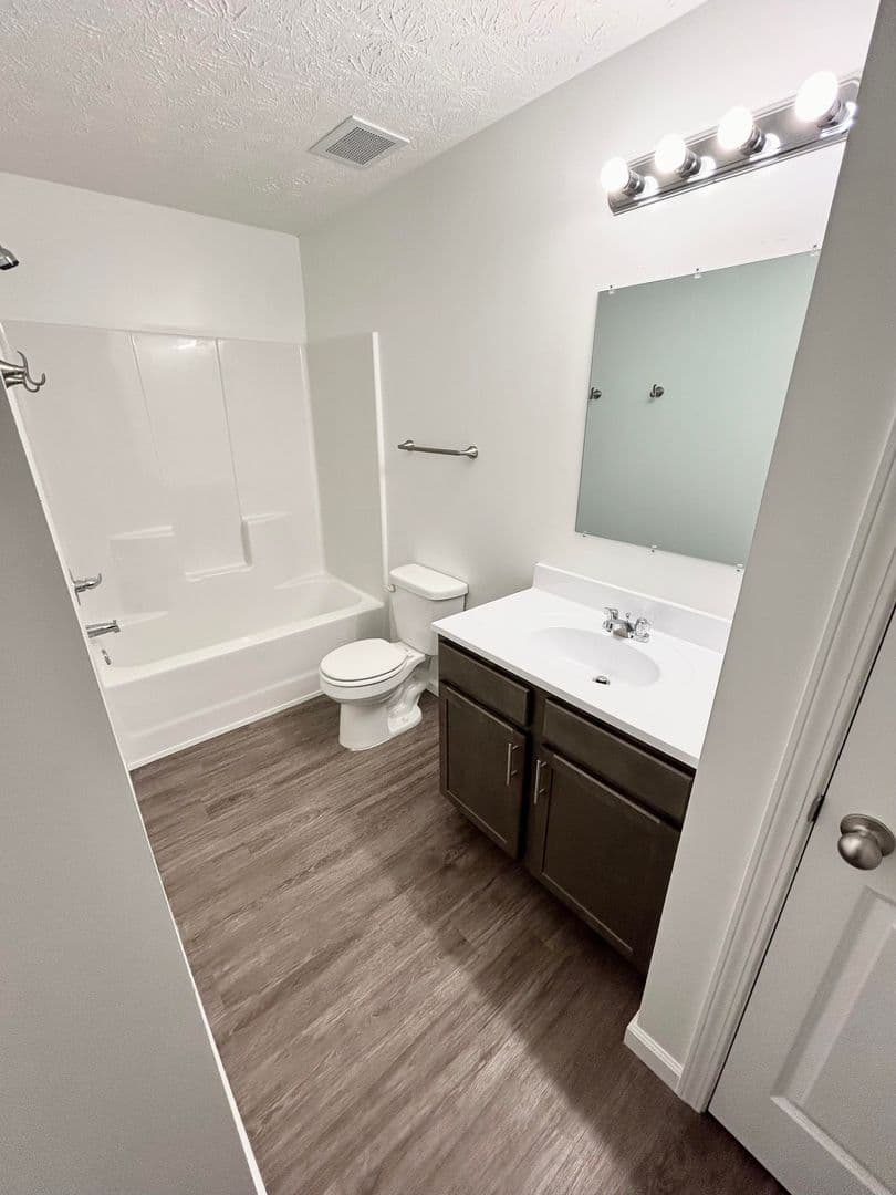Sagamore Winds Apartments 12 of 12