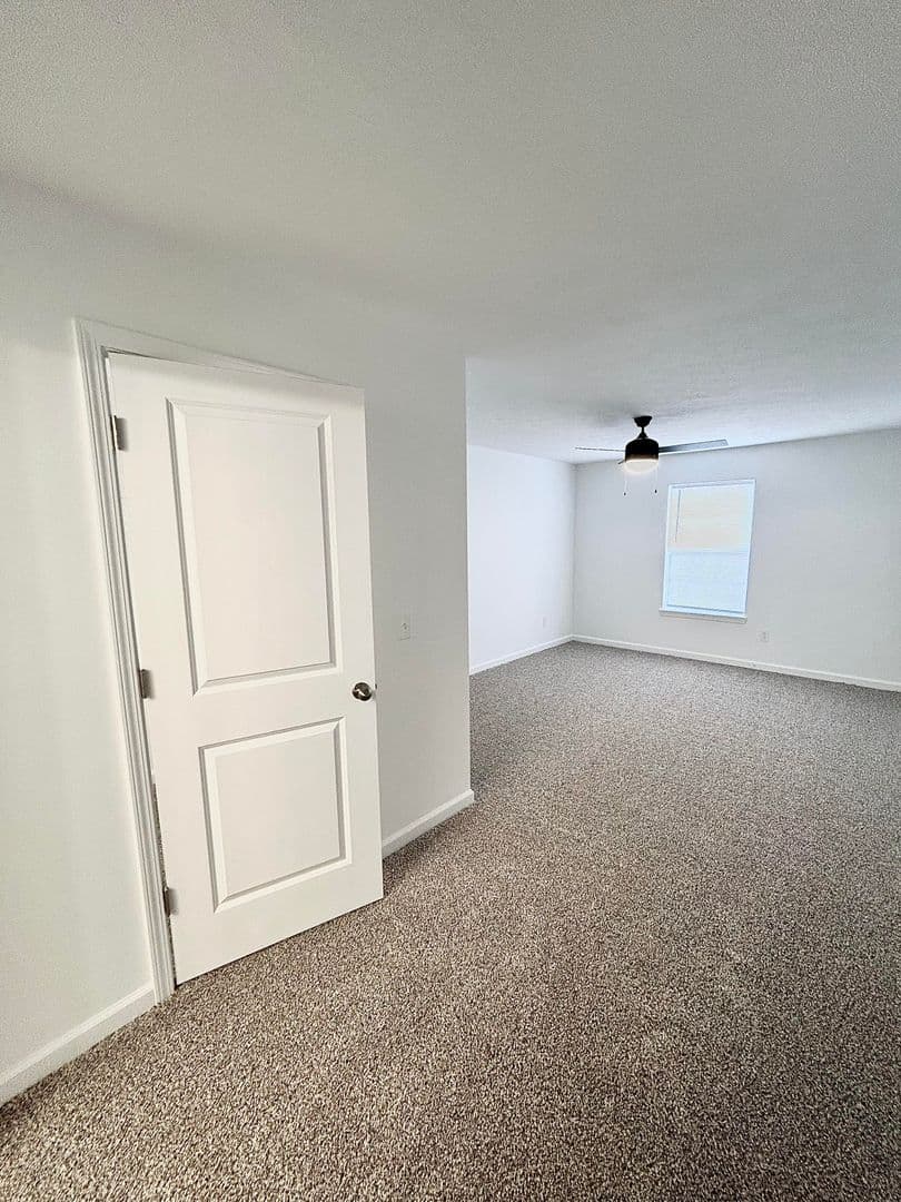 Sagamore Winds Apartments 8 of 13