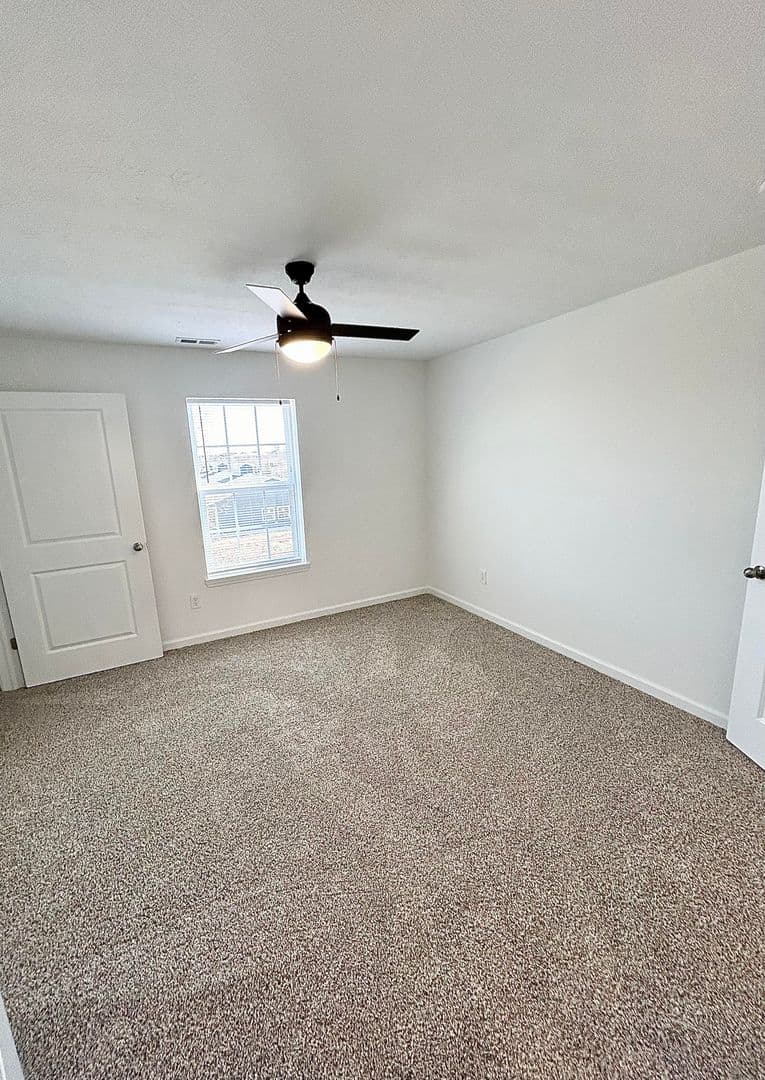 Sagamore Winds Apartments 10 of 14