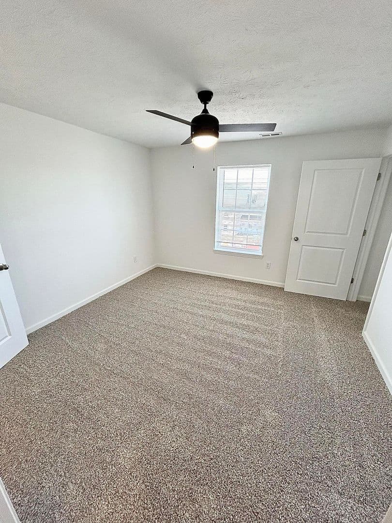 Sagamore Winds Apartments 10 of 13