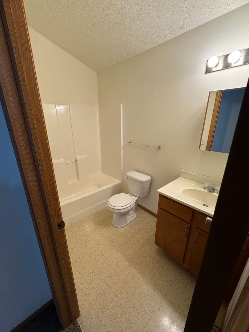 Southern Winds Apartments 8 of 8