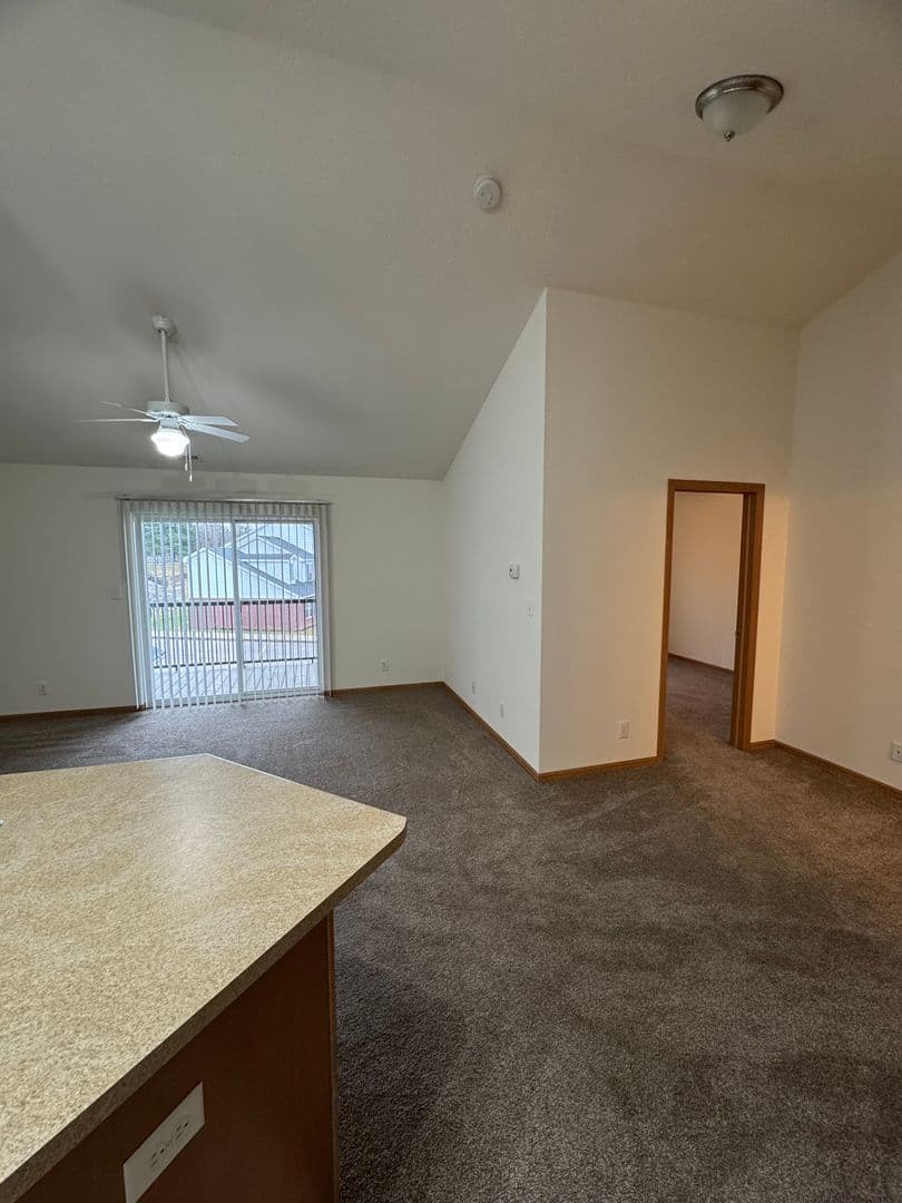 Southern Winds Apartments 2 of 8