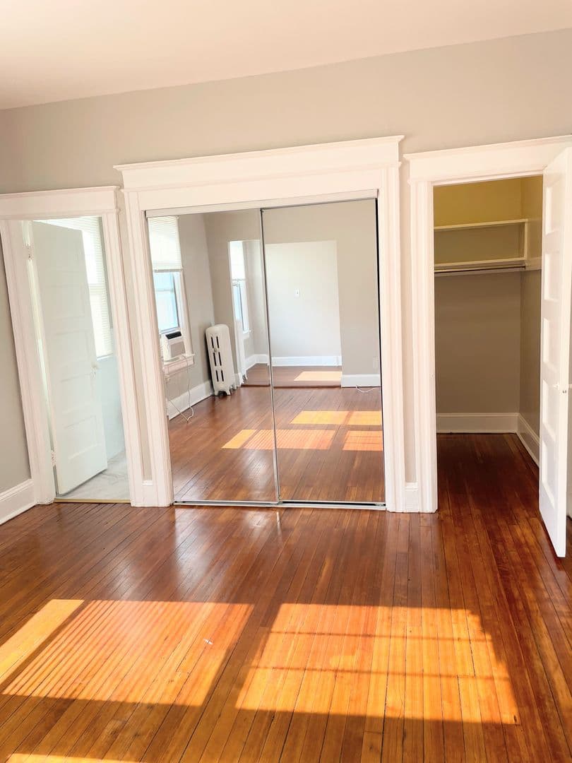 1715 P Street, NW 8 of 16