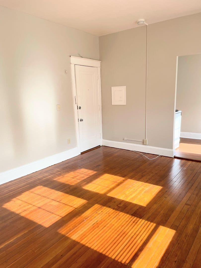 1715 P Street, NW 6 of 10