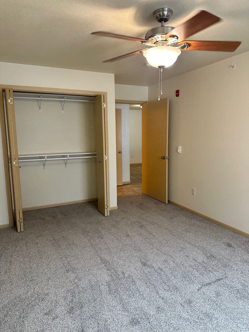 Bluffview Apartments LLC 8 of 13