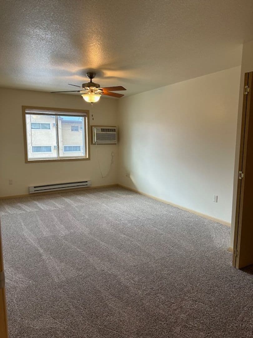 Bluffview Apartments LLC 9 of 17