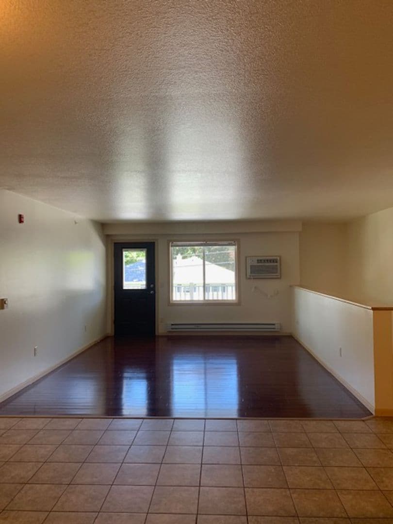 Bluffview Apartments LLC 6 of 17