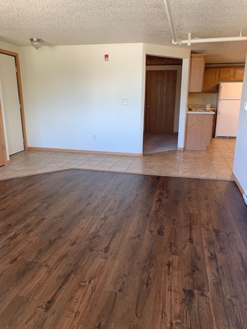 Bluffview Apartments LLC 5 of 16