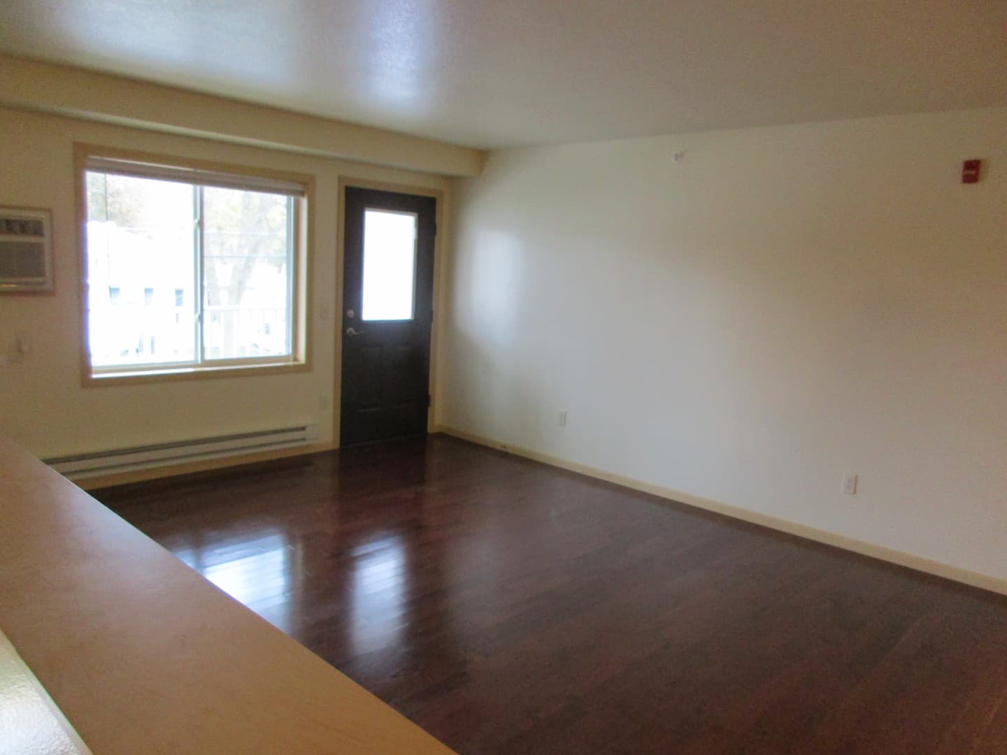 Bluffview Apartments LLC 4 of 13