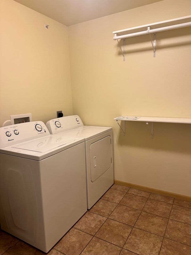 Bluffview Apartments LLC 6 of 13