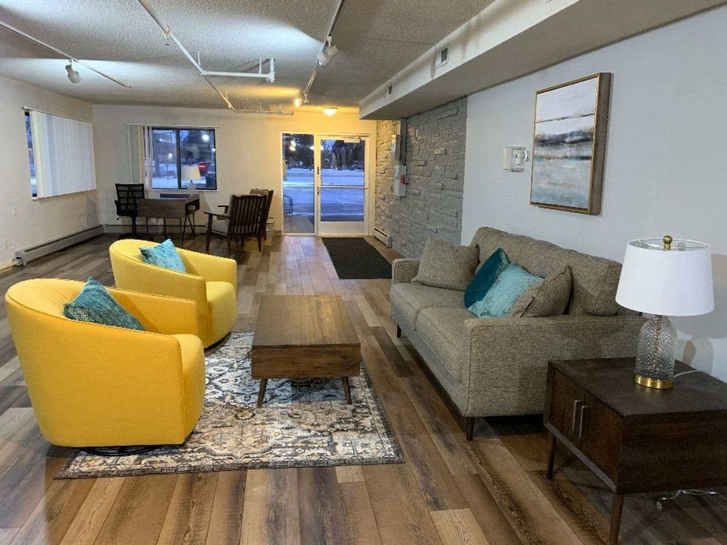 Bluffview Apartments LLC 9 of 12