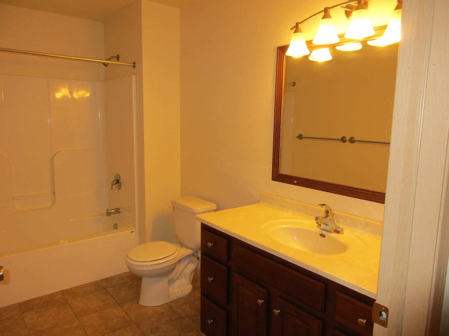 Bluffview Apartments LLC 12 of 13
