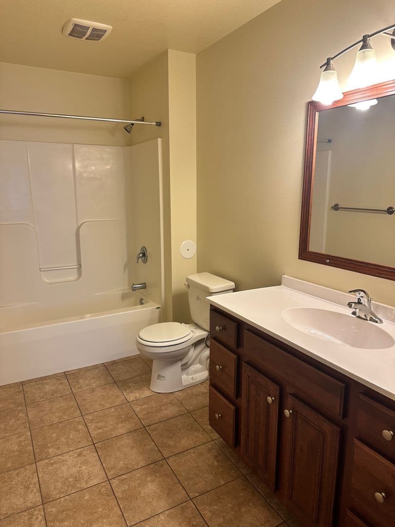 Bluffview Apartments LLC 13 of 13