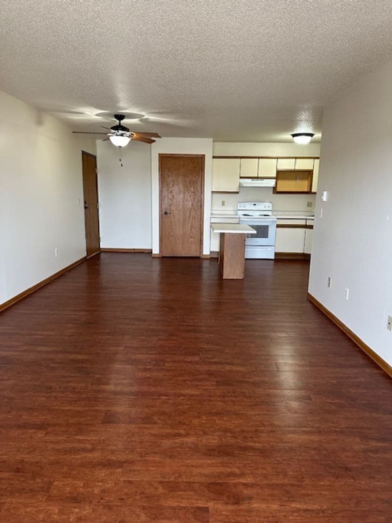 Rivers Edge of La Crosse LLC 5 of 16