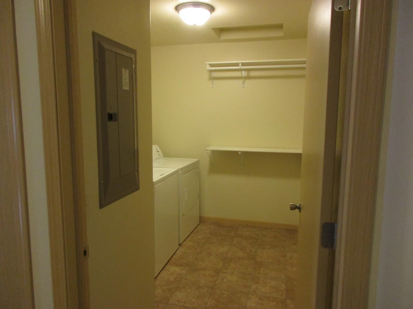 Bluffview Apartments LLC 6 of 13